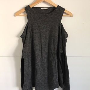 ZARA COLD SHOULDER TOP😍